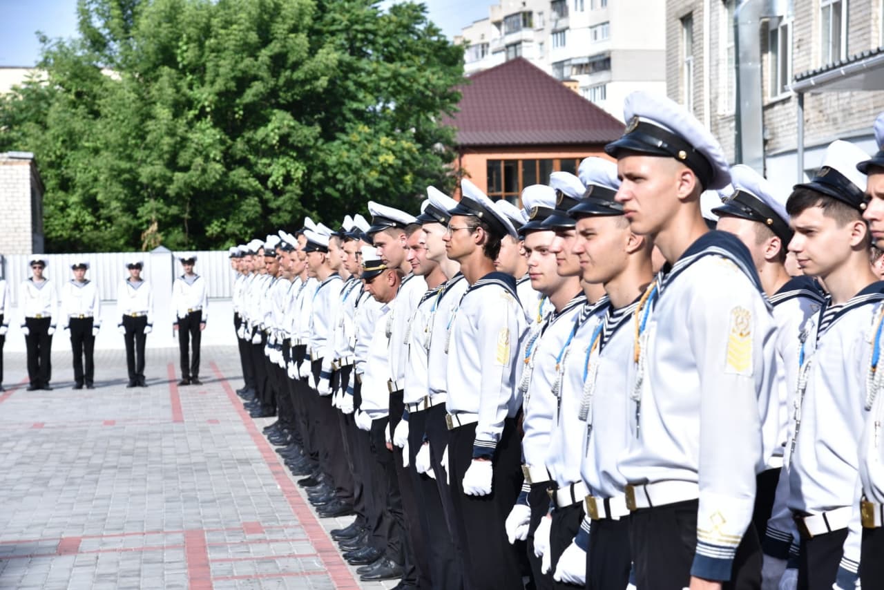 ХДМА продовжує відпускати у вільне плавання кваліфікованих спеціалістів, - ВІДЕО