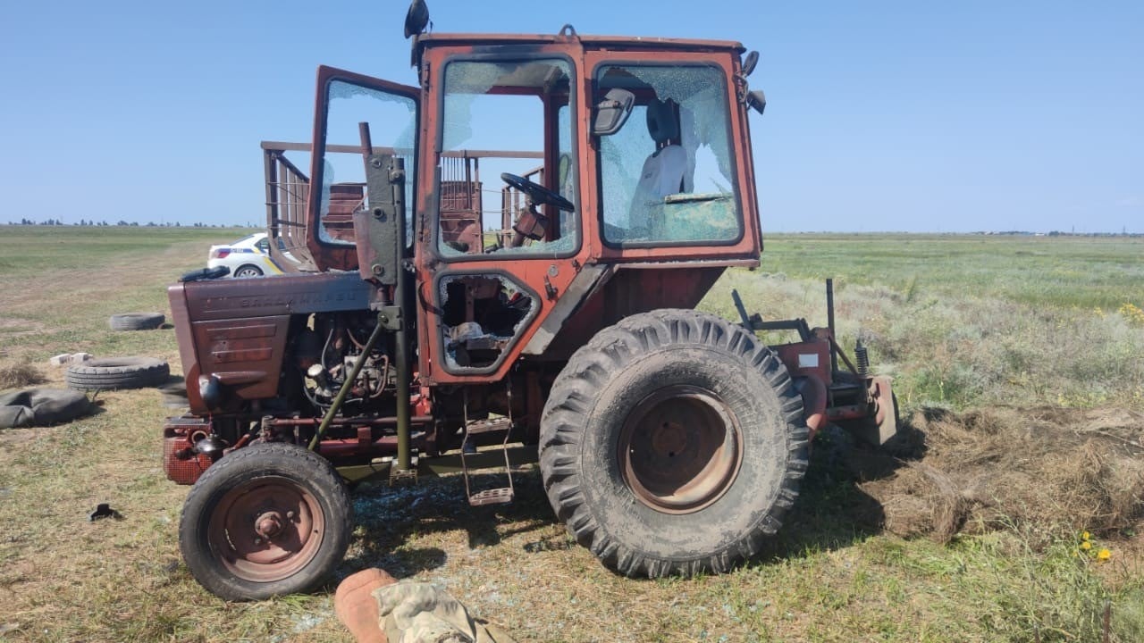 На Херсонщині поліцейські затримали рейдерів, які тероризували аграріїв