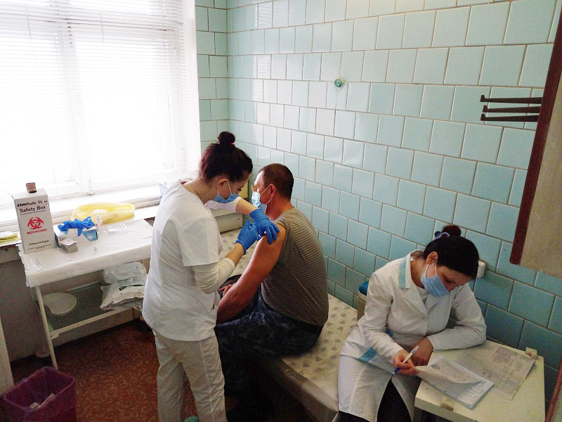 На Херсонской верфи SMG провели третий этап масштабной вакцинации сотрудников