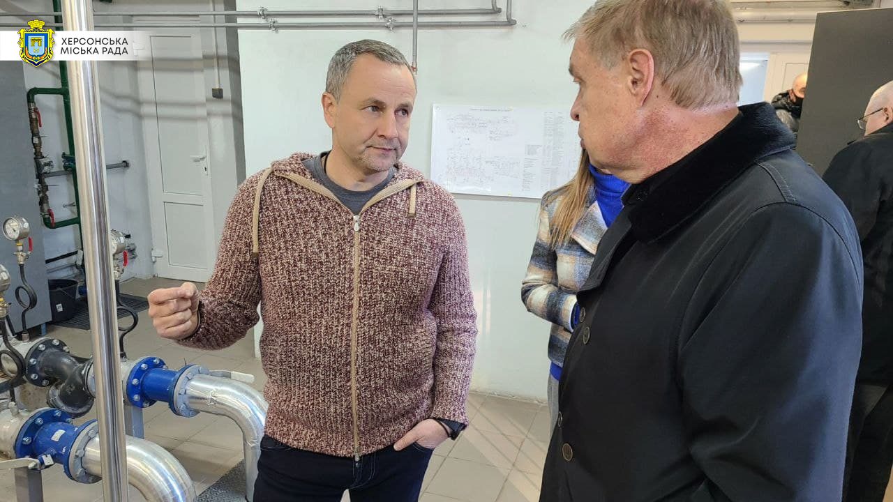 Ігор Колихаєв наказав терміново теплоізолювати зовнішні труби, аби не втрачати дороговартісне тепло