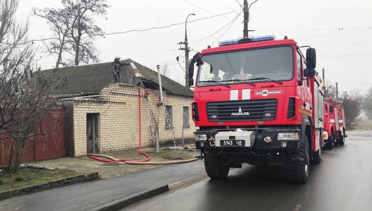 Херсонські рятувальники ліквідували пожежу у житловому будинку