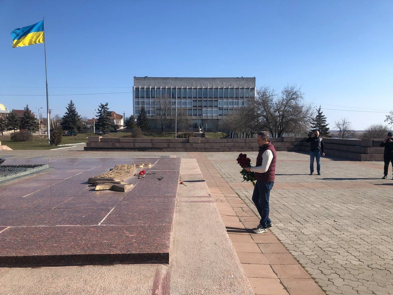 Мэр Херсона почтил память освободителей города нацистских оккупантов