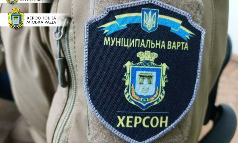 Волонтери-дружинники з “Муніципальної варти” деякі райони міста патрулюють і вночі