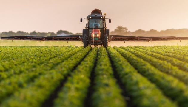 Компанія Elicit Plant  започатковує   програму допомоги фермерам