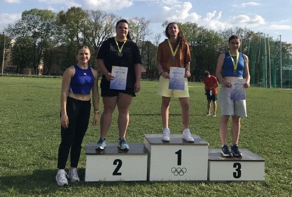 Спортсменка з Нової Каховки здобула золоту нагороду на Кубку України