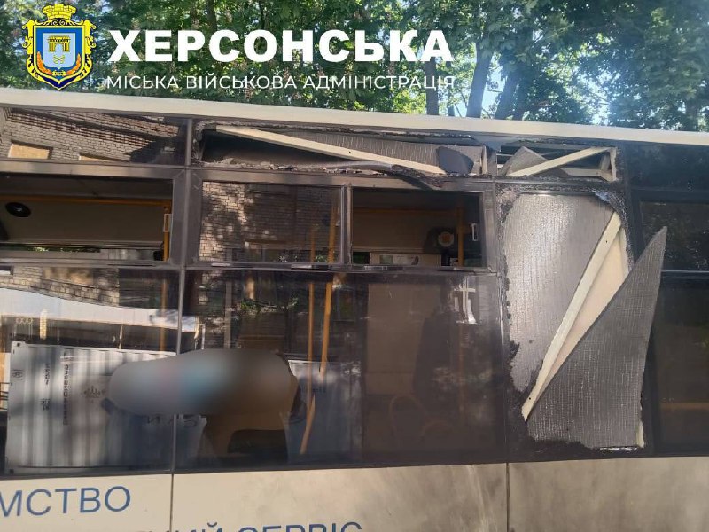 У Херсоні через ранкові обстріли десятеро постраждалих – прокуратура