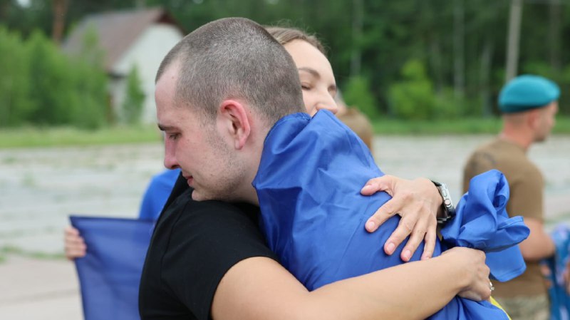 Сьогодні повернули з полону групу поранених і важкохворих військовослужбовців, серед них захисники Херсонщини