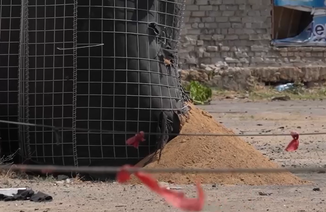 Сьогодні російські війська обстріляли комунальне підприємство Херсона Сьогодні російські війська обстріляли комунальне підприємство Херсона