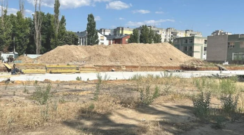 Поліція веде досудове розслідування можливих порушень при будівництві «підземних шкіл» у Херсоні