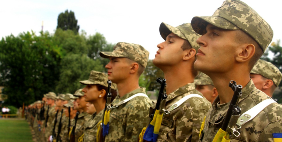 Студенти закладів вищої освіти будуть проходити обов’язкову військову підготовку