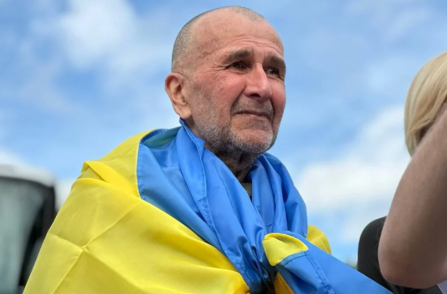 З російського полону повернули ексмера Херсона Володимира Миколаєнка