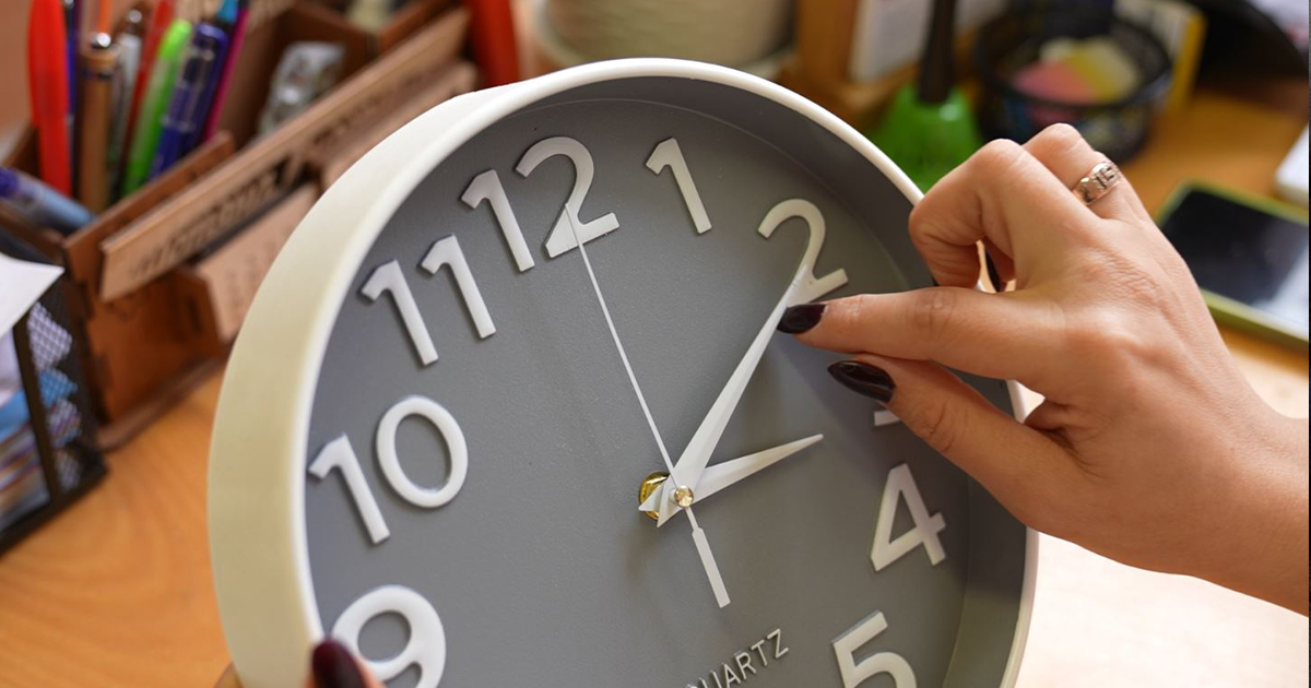 Україна переходить на зимовий час 26 жовтня