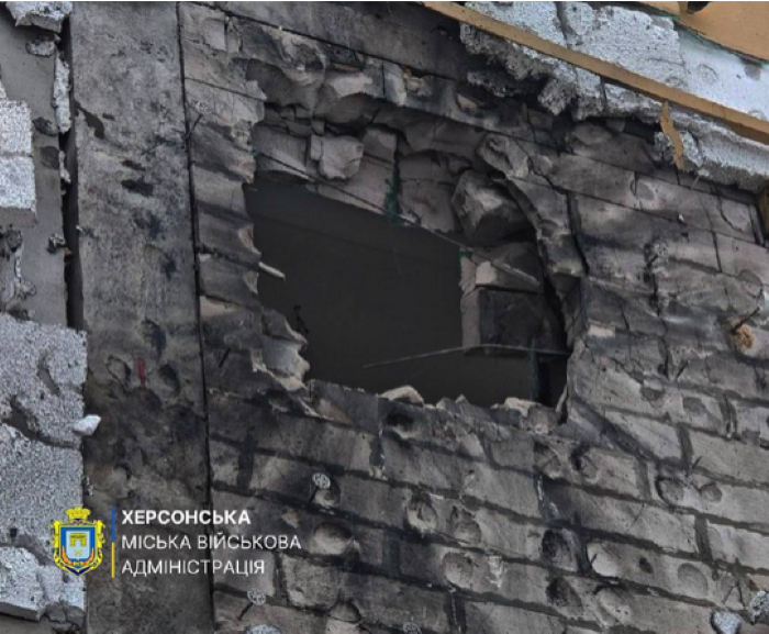У Херсоні внаслідок артобстрілу загинула жінка