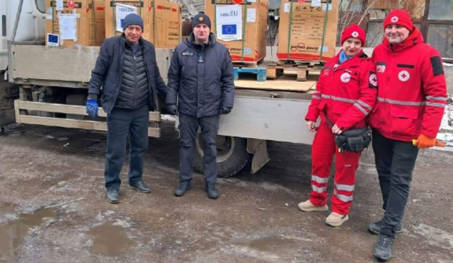 Євросоюз передав громадам Херсонщини генератори