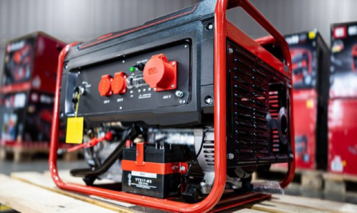 Міжнародні благодійники передали Херсону дизельні генератори