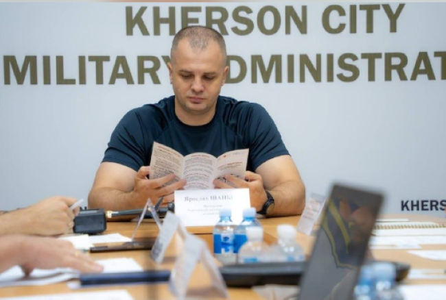 Міська влада закуповує для жителів Херсона вогнегасники Міська влада закуповує для жителів Херсона вогнегасники