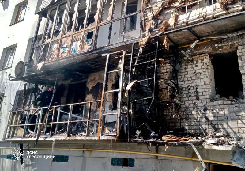 Через влучання боєприпасу загорілась квартира у багатоповерхівці